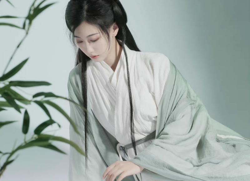  女生会向你喜欢的男生借钱吗，请女生回答