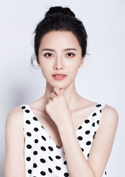 内地女星张芷溪