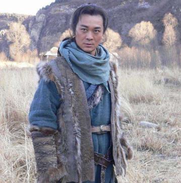 曹操不仅设立摸金校尉，还有发丘中郎将，他们谁更牛