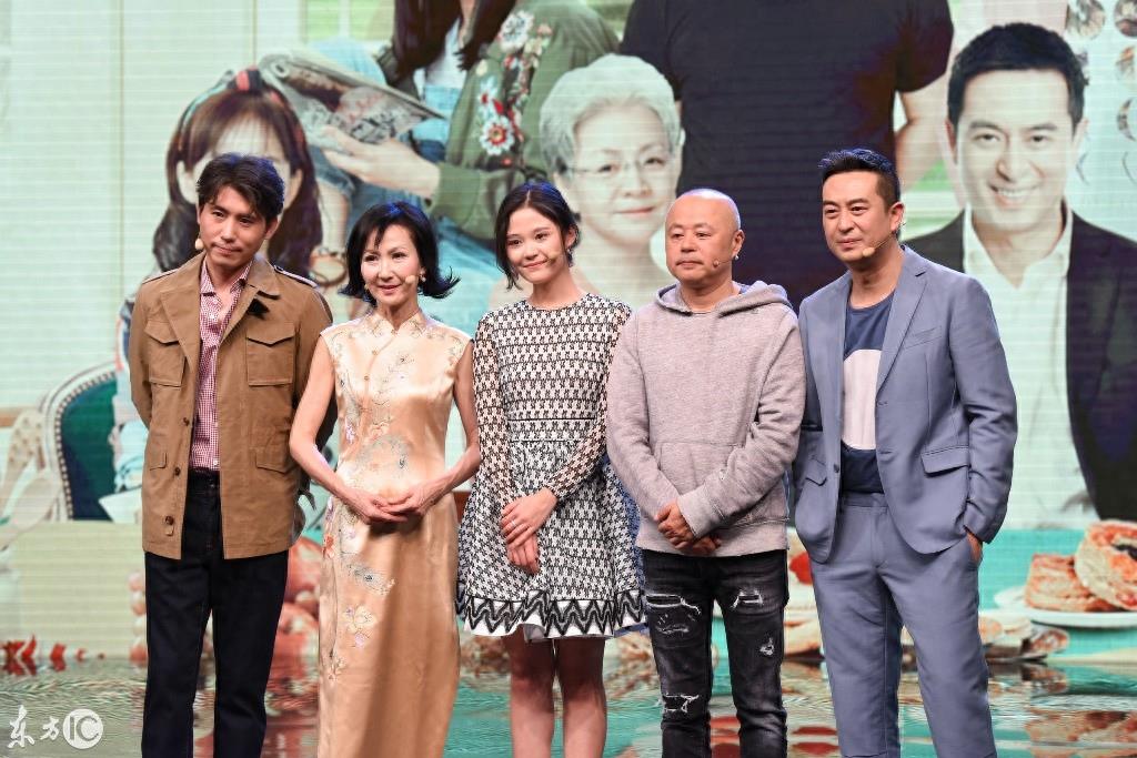 国民大叔，再次上演忘年恋，张嘉译、李小冉《美好生活》即将开播