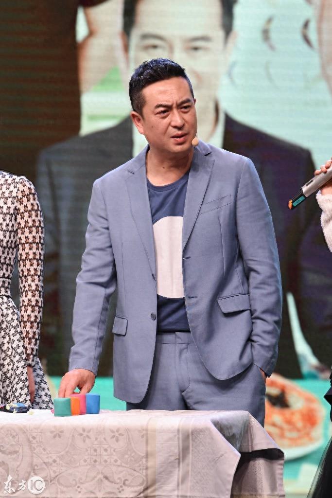 国民大叔，再次上演忘年恋，张嘉译、李小冉《美好生活》即将开播