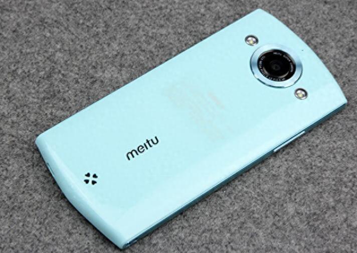 美图M2一款专注于美颜的拍照手机