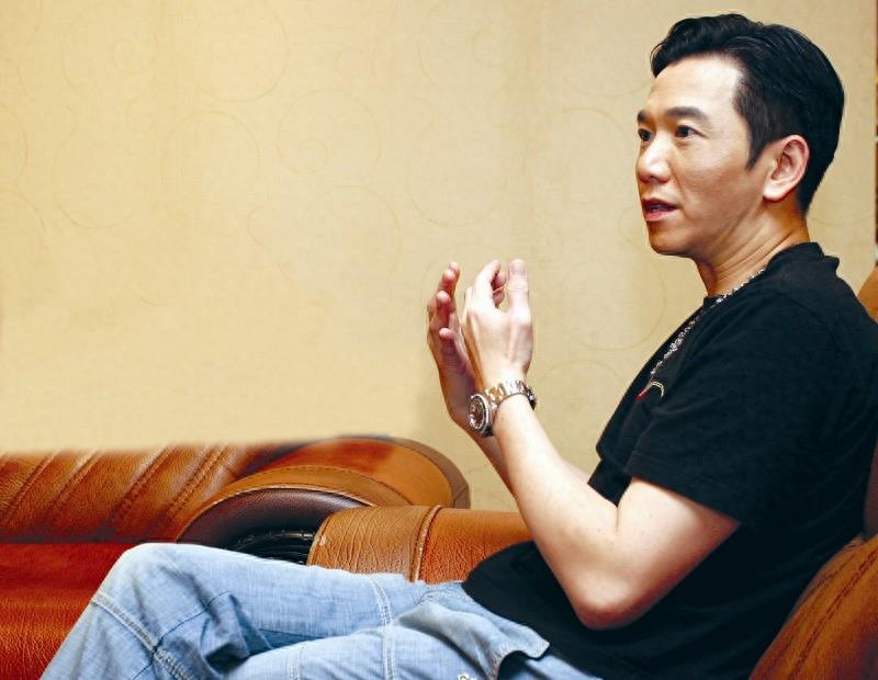 温兆伦,1964年11月18日生于中国香港,祖籍广东省中山市,香港影视男演员,歌手