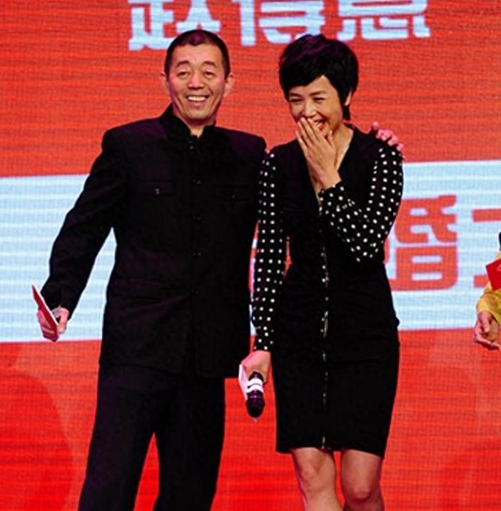 60岁顾长卫的48岁妻子蒋雯丽近照,48岁的蒋雯丽为何如此苍老?