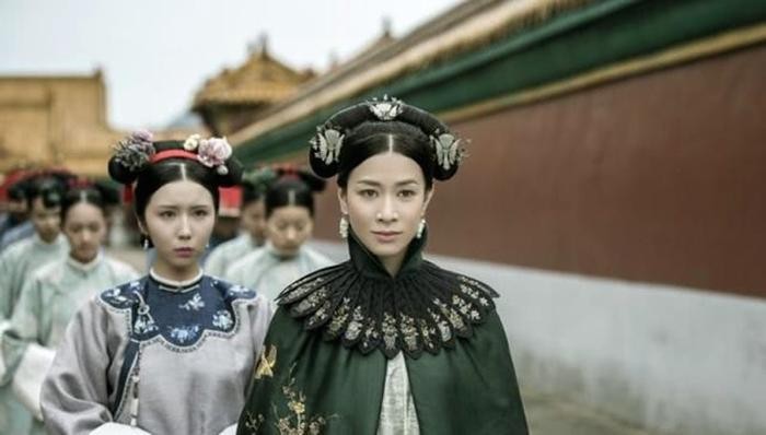 后宫佳丽三千的乾隆，心中也有白月光，为何他唯独专情富察？