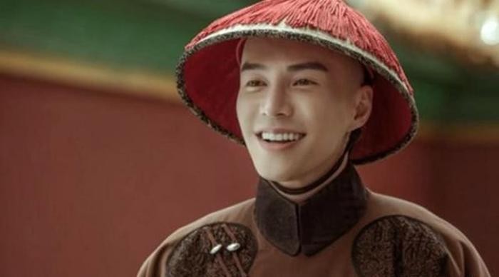 后宫佳丽三千的乾隆，心中也有白月光，为何他唯独专情富察？