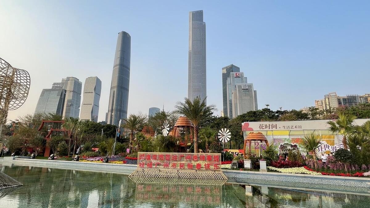 花城是指我国哪一城市(广州实至名归的“花城”)-