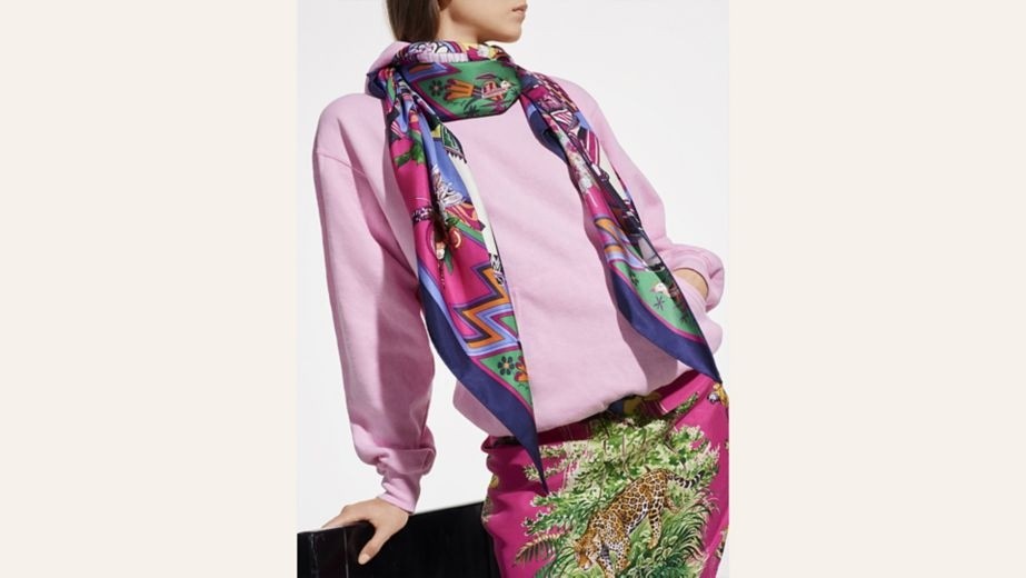 爱马仕属于哪个集团(爱马仕品牌历史和背景)