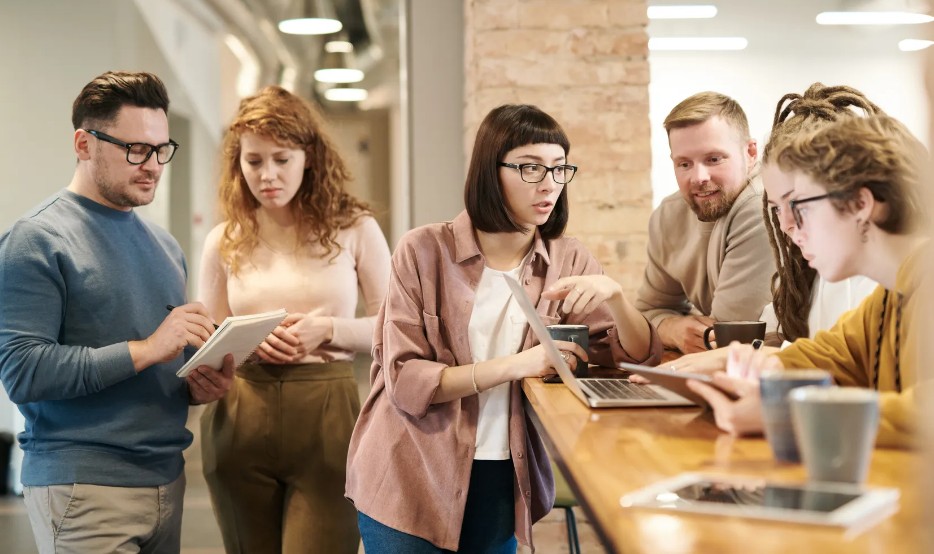 现在30岁左右学点什么好：想学门手艺，30岁的男人学点什么手艺好呢？