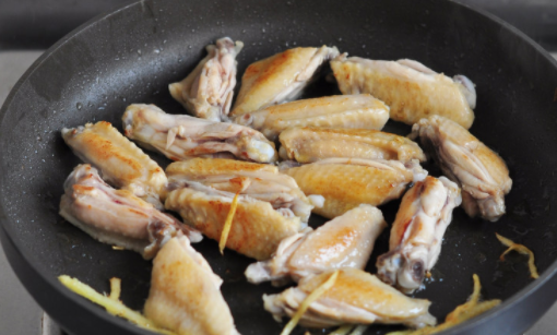 最正宗可乐鸡翅的做法,可乐鸡翅的做法 最正宗的做法视频教程图9