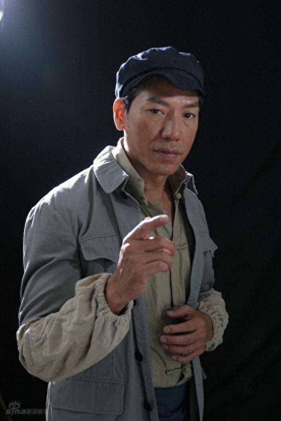 张耀扬：将反派演绎到极致的男人，隔着屏幕都让人害怕的乌鸦哥