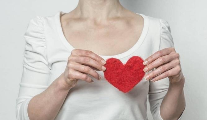 生活乳房大小会影响运动意愿吗 女生的乳房都要经历哪些阶段 2