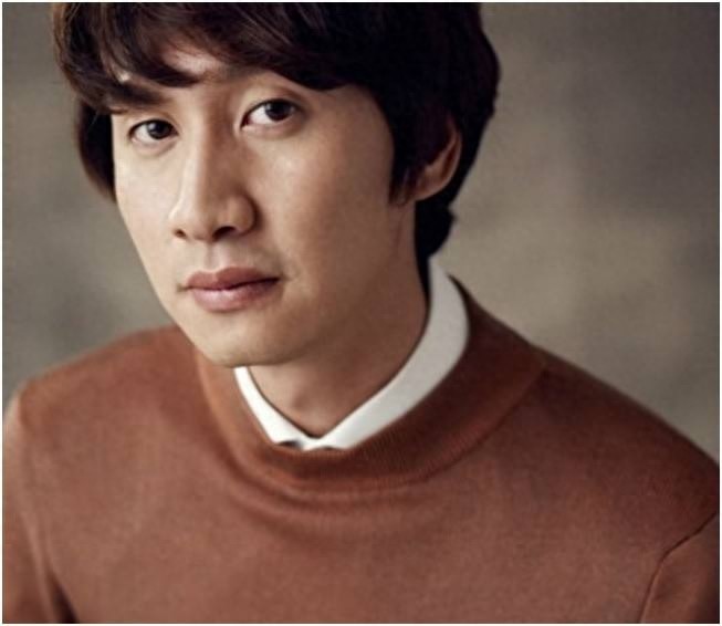 逗比男神李光洙:永远帅不过三秒,经常由男神瞬间转换为男神经