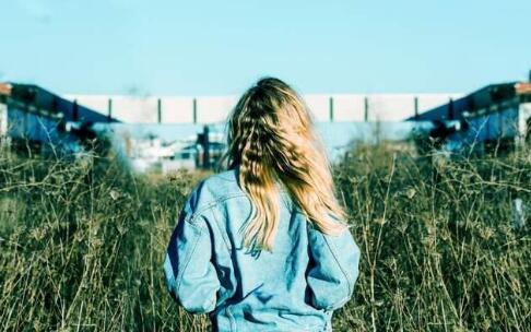 外表漂亮内心渣女的表现