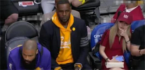 周扬青家里做什么的(周扬青的家庭背景怎么样)-