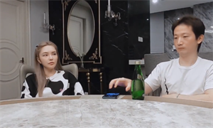 周扬青家里做什么的(周扬青的家庭背景怎么样)-