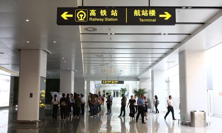 飞机中转怎么换乘