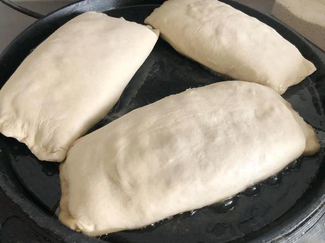 香掉牙千层饼的做法 换个做法鲜掉牙(10)