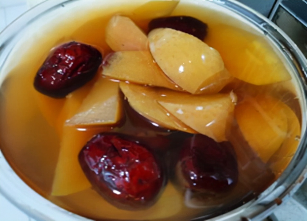 煮苹果红枣水能够消积食?医生:要想孩子脾胃好,常吃3种水果