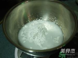 水晶月饼用的什么粉?水晶月饼的做法及配方 水晶月饼用的什么粉?水晶月饼的做法及配方