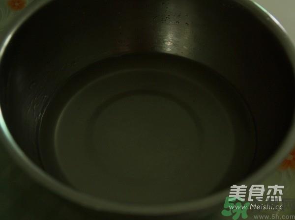 水晶月饼用的什么粉?水晶月饼的做法及配方 水晶月饼用的什么粉?水晶月饼的做法及配方