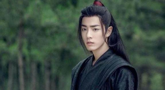 肖战成立个人工作室：究竟是喜，还是忧？