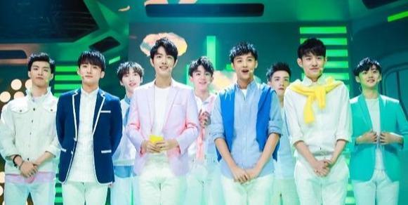 肖战成立个人工作室：究竟是喜，还是忧？