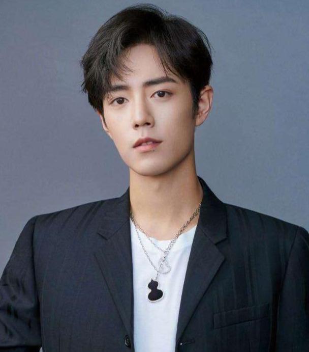 肖战成立个人工作室：究竟是喜，还是忧？