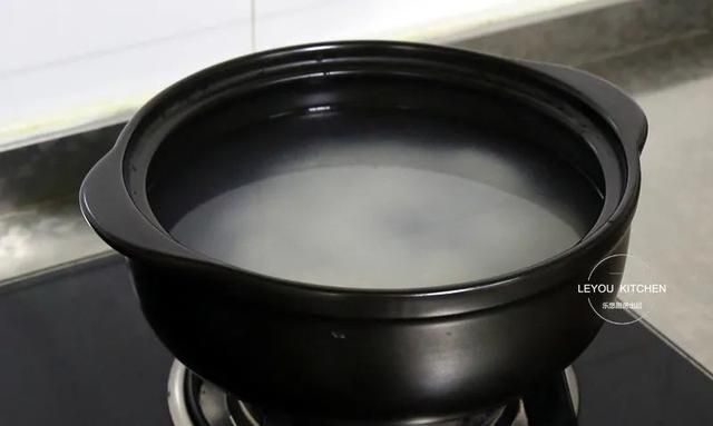 小米南瓜粥的配比,我想卖早餐粥,请问绿豆粥,小米南瓜粥,八宝粥,黑米粥的做法和配料比例。谢谢?图6