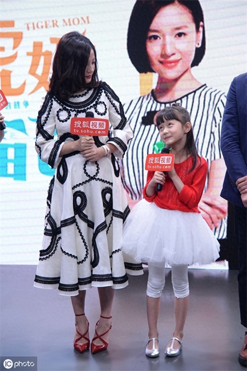 看到11岁纪姿含,才知什么是赢在了起跑线上的孩子