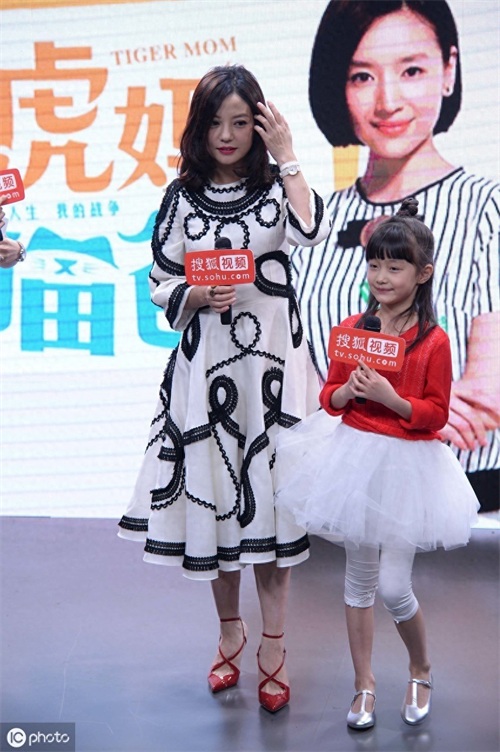 看到11岁纪姿含,才知什么是赢在了起跑线上的孩子