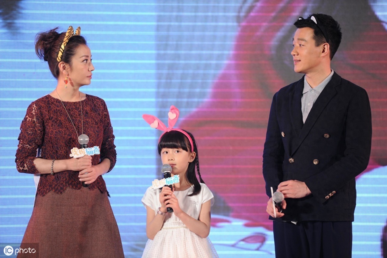 看到11岁纪姿含,才知什么是赢在了起跑线上的孩子