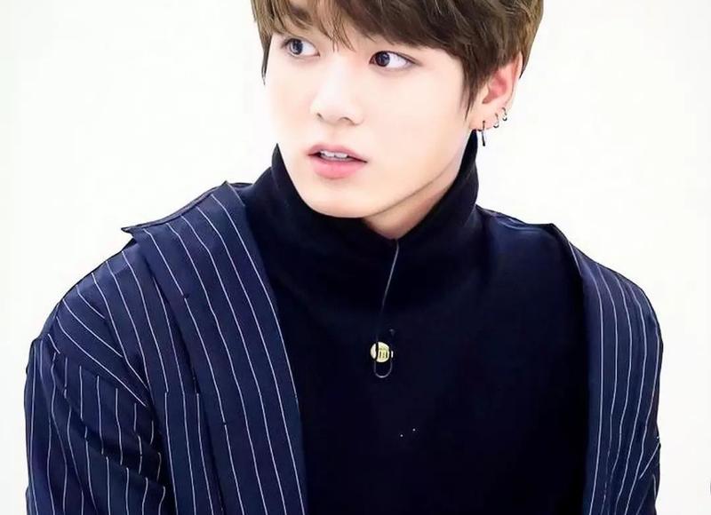 得知我的车是借的，房是租的，大伯当着全家人面骂我