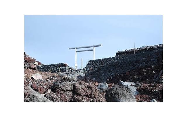 最美的不是下雨天（何须誓言；最美的不是下雨天）