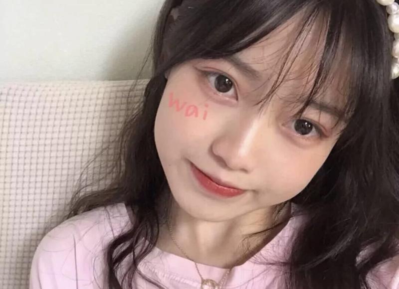 广东一女子去当前台,上班2天班就跑路:站到腿软,这谁受得了 广东一女子去当前台,上班2天班就跑路:站到腿软,这谁受得了