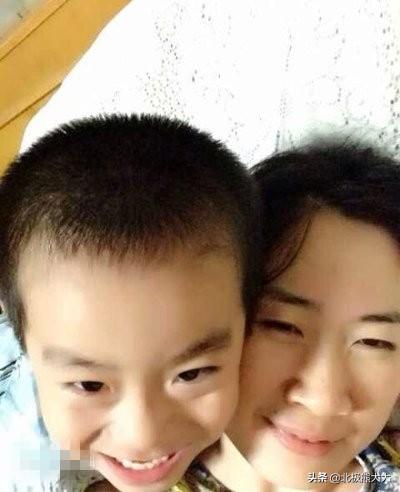 芙蓉姐姐 个人简介（芙蓉姐姐蜕变记）(19)