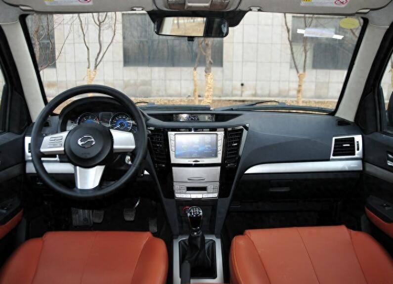 中兴最新皮卡：威虎TVU不到八万彰显霸气