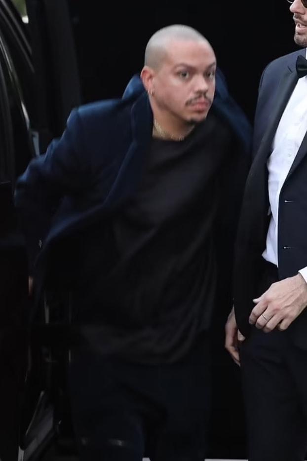 希尔顿家族两位名媛(名媛帕里斯希尔顿大婚)(15)