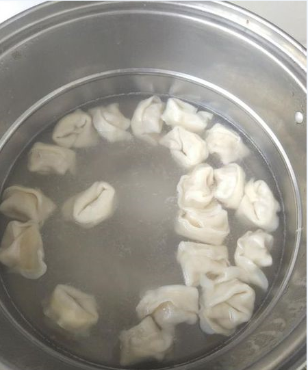 冷冻馄饨煮多久,速冻混沌煮多久好图6