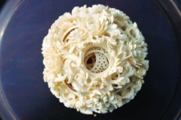 令人赞叹的手工技艺——鬼工球