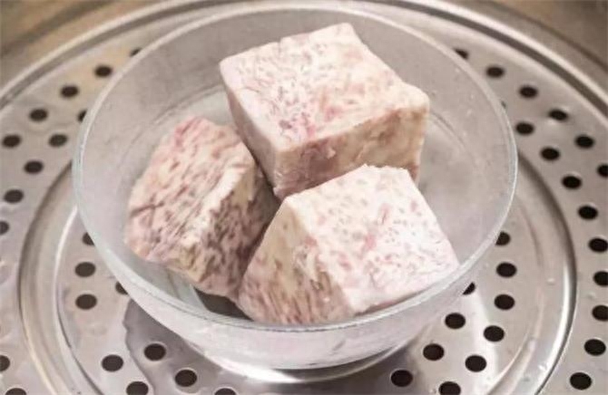 芋泥是用香芋还是芋头(香芋和芋头是一种东西吗)