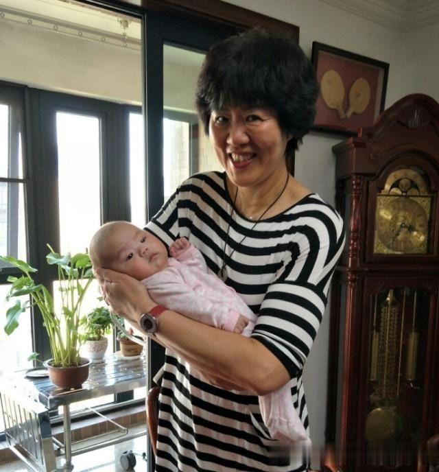 瘫痪12年的汤淼近况！郎平送4大箱补品，姚明刘翔伸出援手