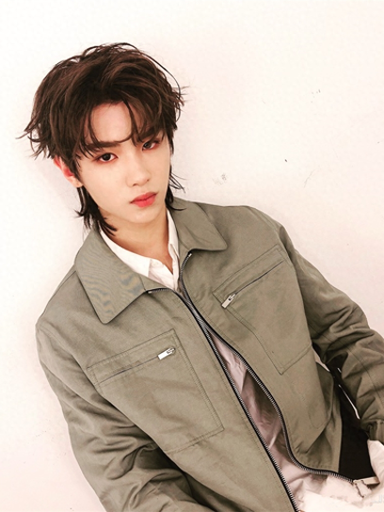 NINE PERCENT出道3个月:微博粉丝数量有多少了,蔡徐坤最厉害