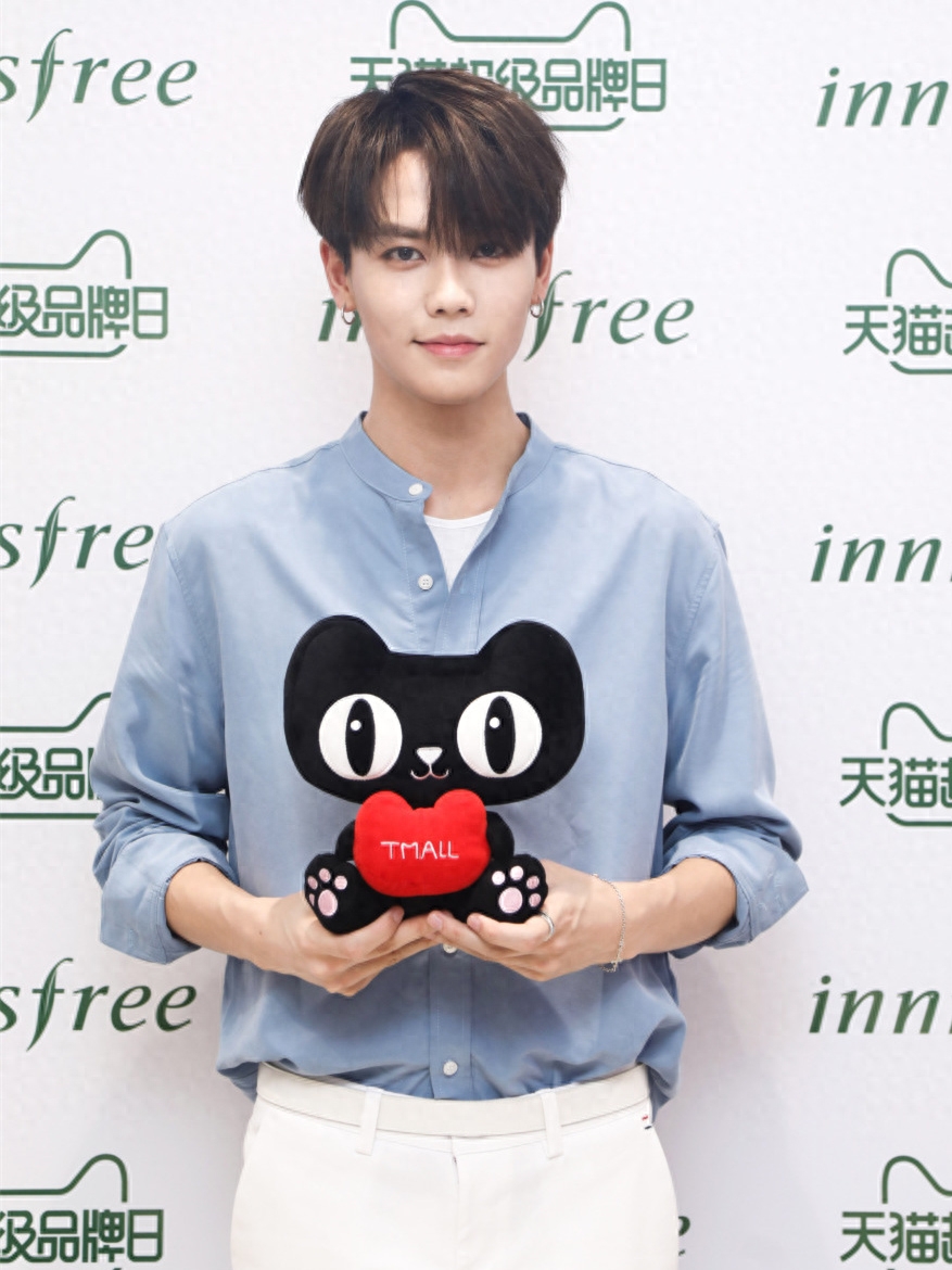 NINE PERCENT出道3个月:微博粉丝数量有多少了,蔡徐坤最厉害