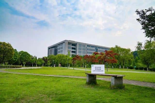 南京工业大学的评价(南京工业大学怎么样)